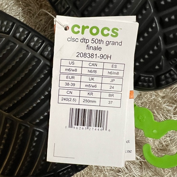 NWT Walt Disney World 50th Anniversary Grand Finale Clogs for Adults by Crocs - Picture 12 of 12